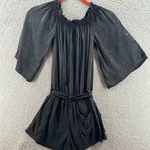 Chaser Ribbed Off Shoulder 3/4 Belle Sleeve Short Romper Black Size Medium NWT